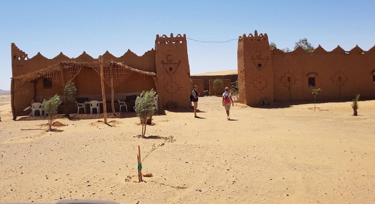 Auberge Dinosaur Kem Kem Hotel Tafraoute Sidi Ali Exterior foto