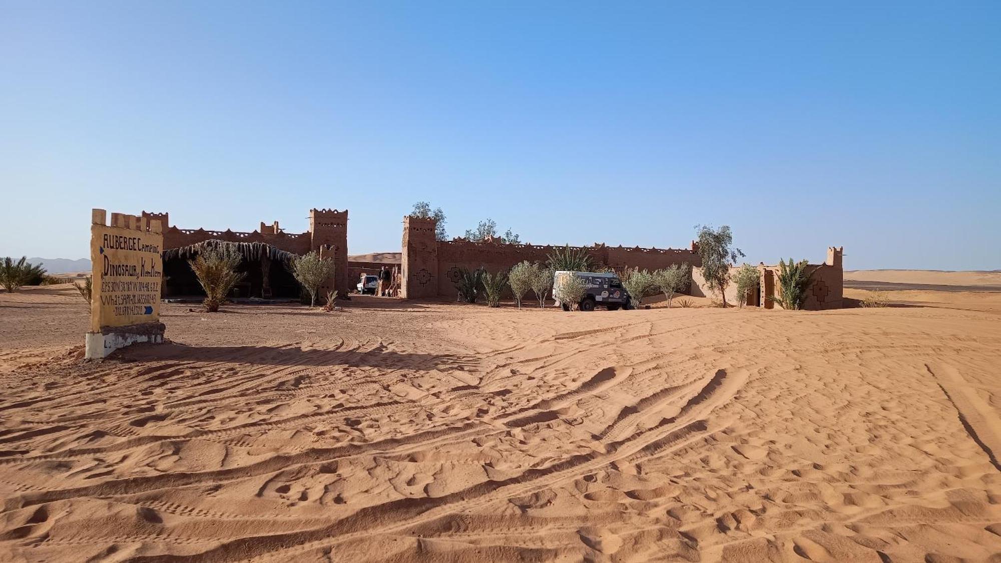 Auberge Dinosaur Kem Kem Hotel Tafraoute Sidi Ali Exterior foto