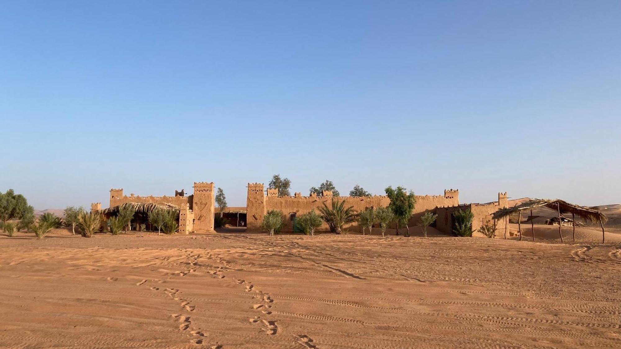 Auberge Dinosaur Kem Kem Hotel Tafraoute Sidi Ali Exterior foto