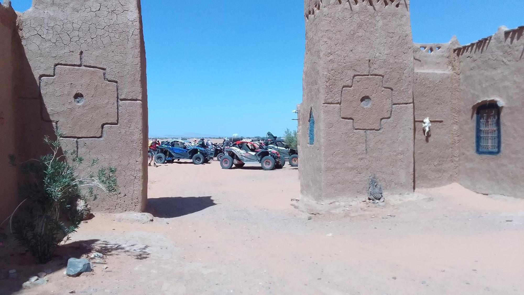 Auberge Dinosaur Kem Kem Hotel Tafraoute Sidi Ali Exterior foto